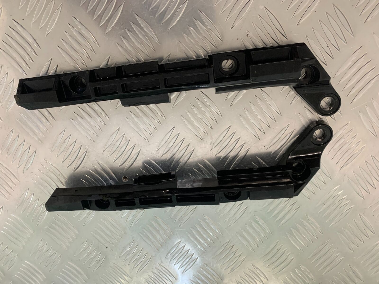 YAMAHA FJR1300 FJR 1300 PANNIER RAILS  YEAR 2001-05 (STOCK 946)