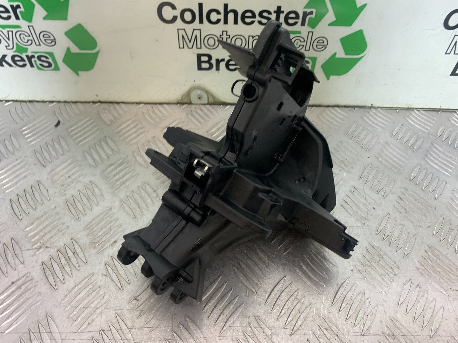 APRILIA TUONO 1000 V4 FAIRING BRACKET  YEAR 2013-2014  (CMB1239)