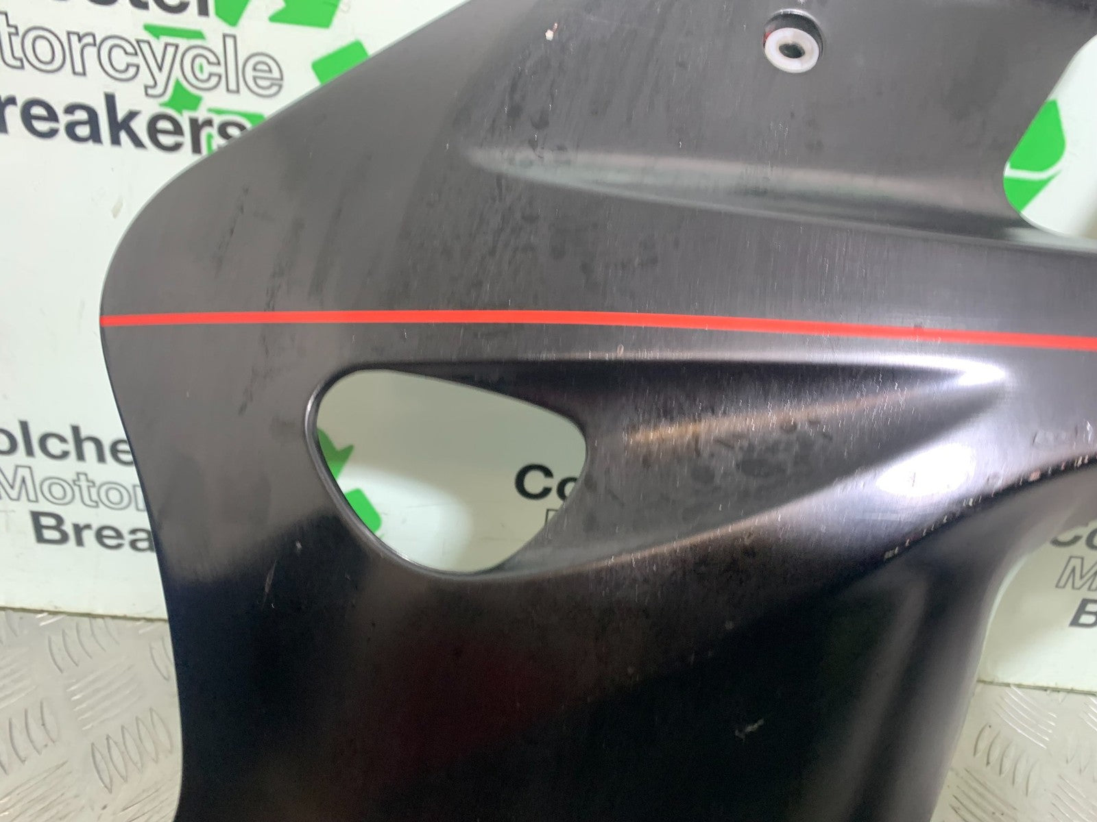 SUZUKI GSXR600 GSXR 600 SRAD RIGHT FAIRING PANEL YEAR 1997-2000 (CMB1276)