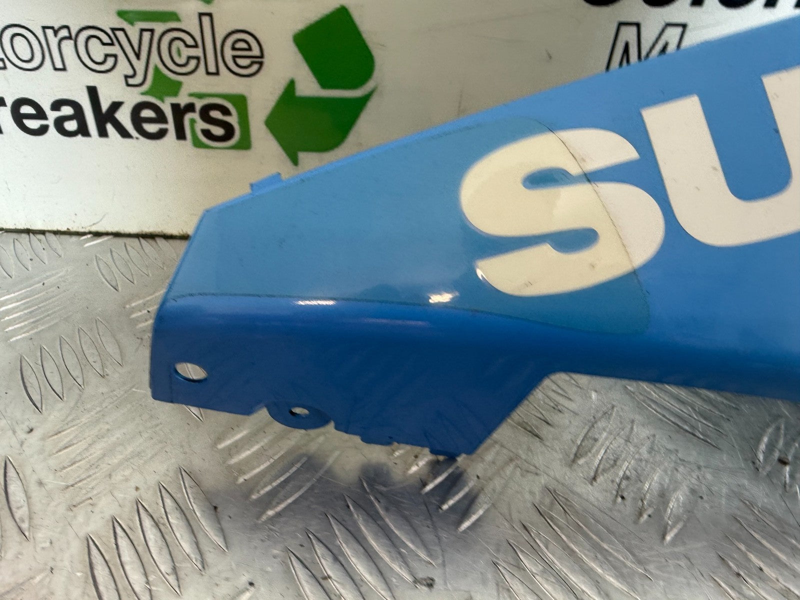 SUZUKI GSXR1000 GSXR 1000 K7 K8 LOWER LEFT FAIRING YEAR 2008