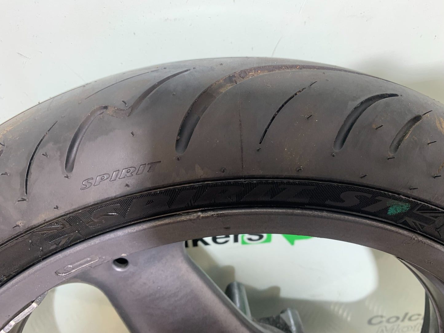 TRIUMPH TROPHY 900 FRONT WHEEL (GOOD TYRE)  YEAR 1991-95 (CMB1251)