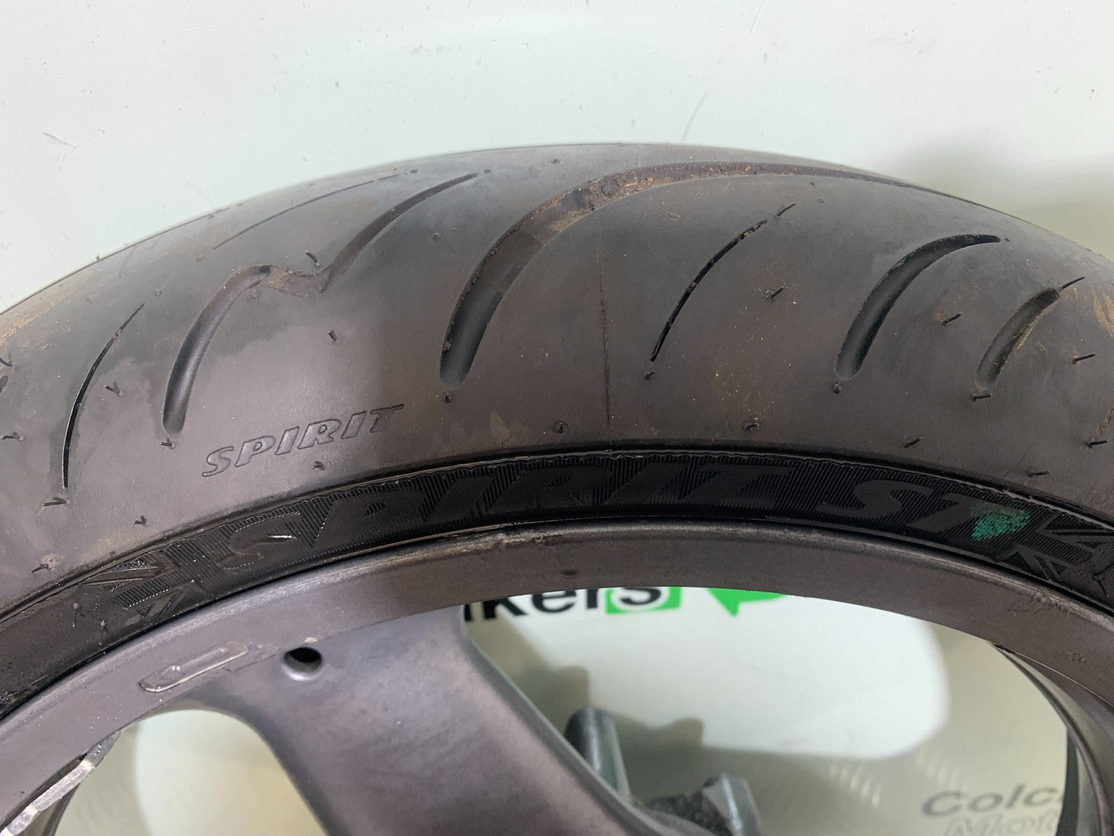 TRIUMPH TROPHY 900 FRONT WHEEL (GOOD TYRE)  YEAR 1991-95 (CMB1251)