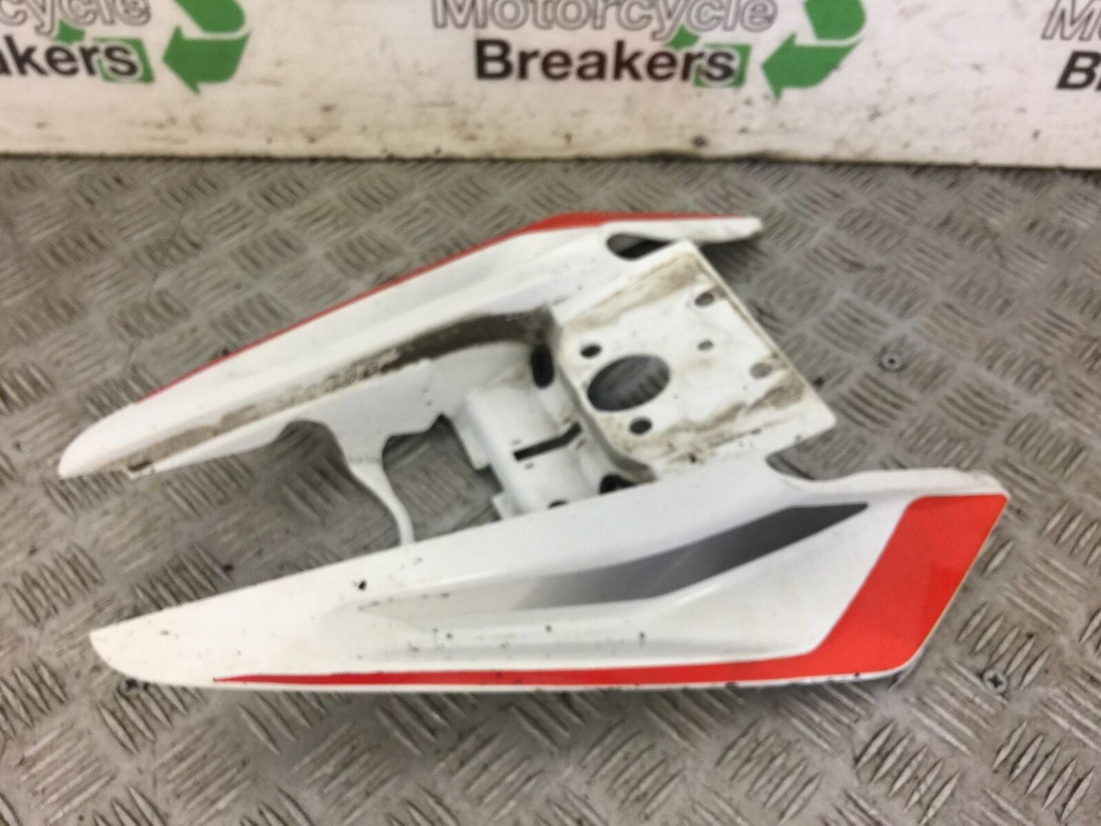 KTM RC125 RC 125 TAIL PIECE  2014 2017 (STOCK 569)