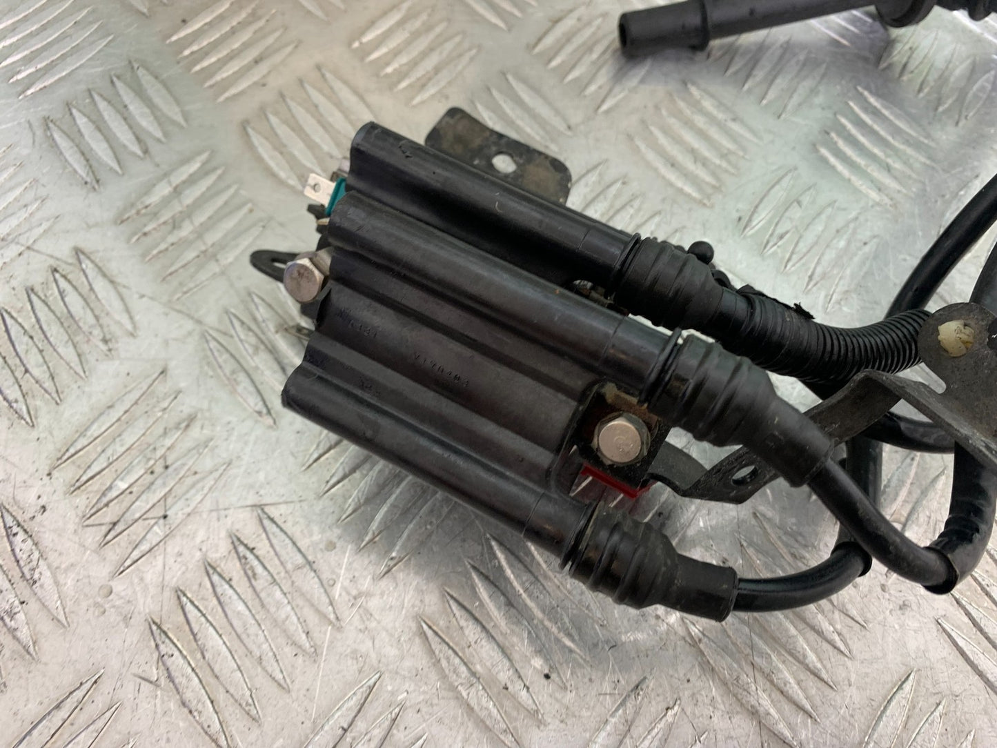 HONDA CB650F CB 650 FA-E COILS AND CAPS YEAR 2014-2017 (CMB1226)