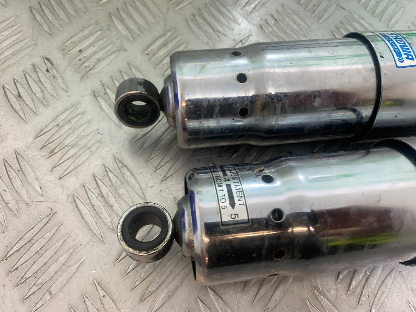 HONDA VTX1300 S-6 REAR SHOCK  YEAR 2004-09 (CMB1159)