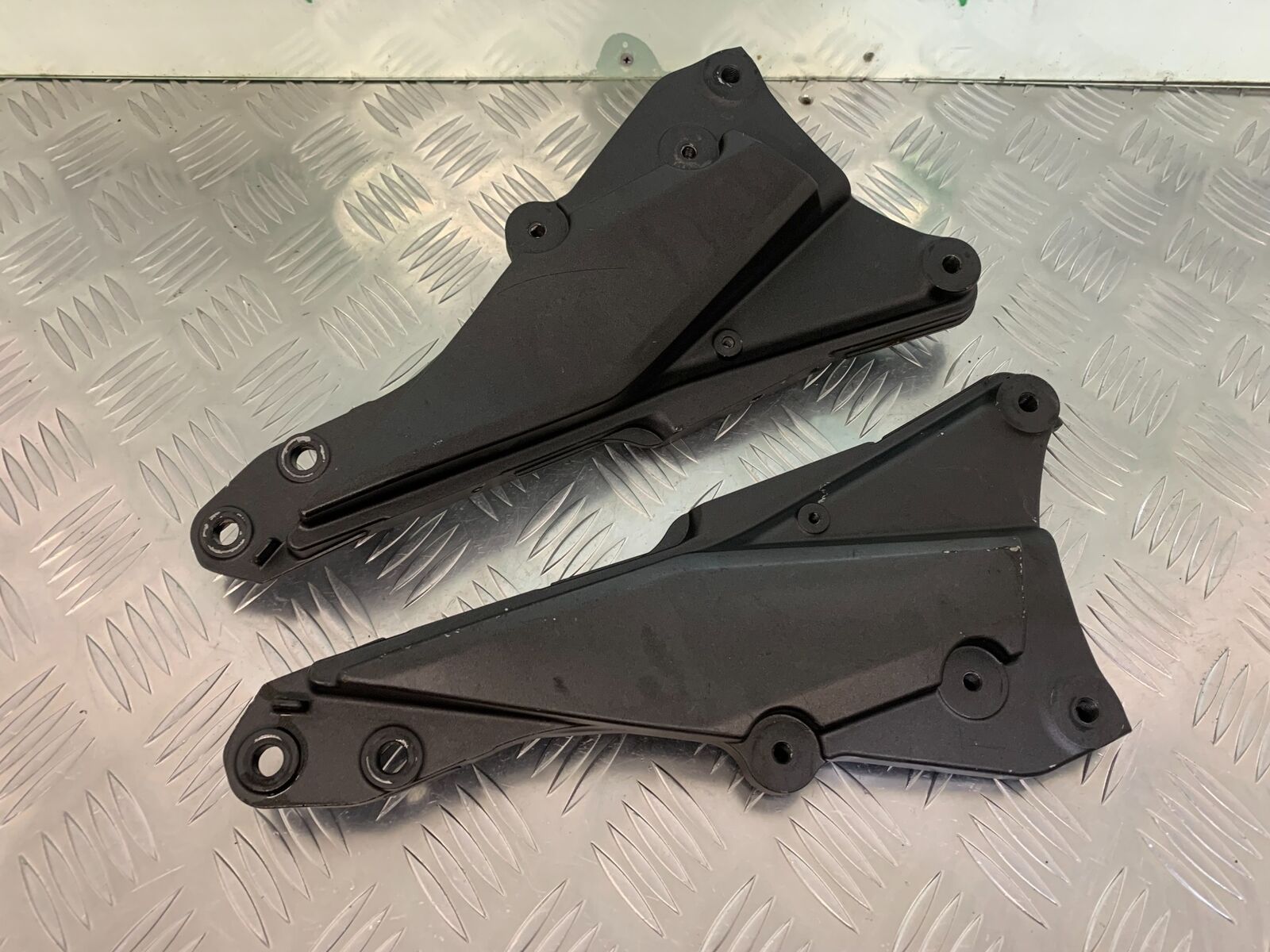KAWASAKI Z1000 SX REAR SUBFRAME  YEAR 2011-16 (STOCK 942)