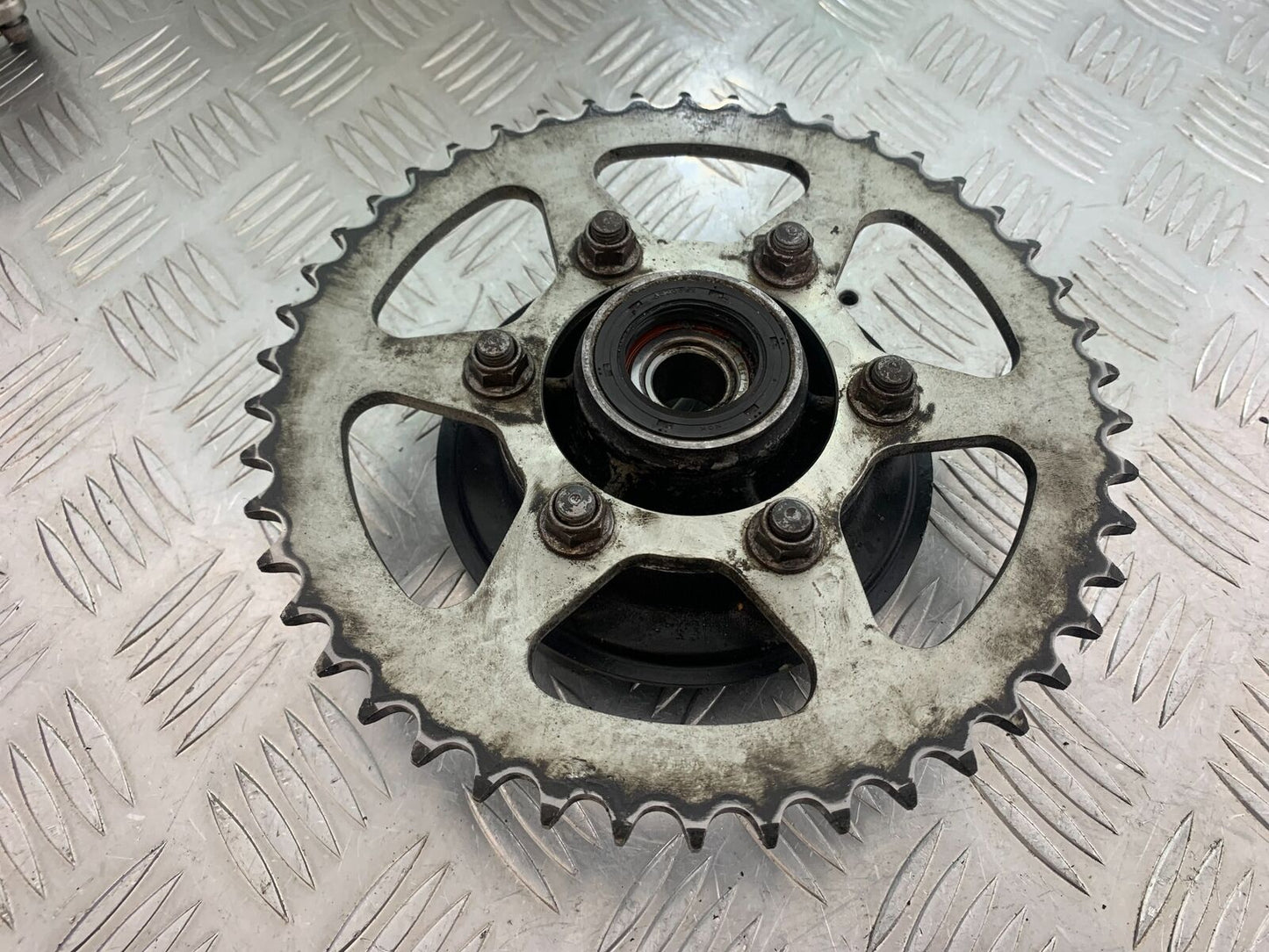 KAWASAKI ER6 N REAR SPROCKET CARRIER  YEAR 2005-2008 (CMB1034)