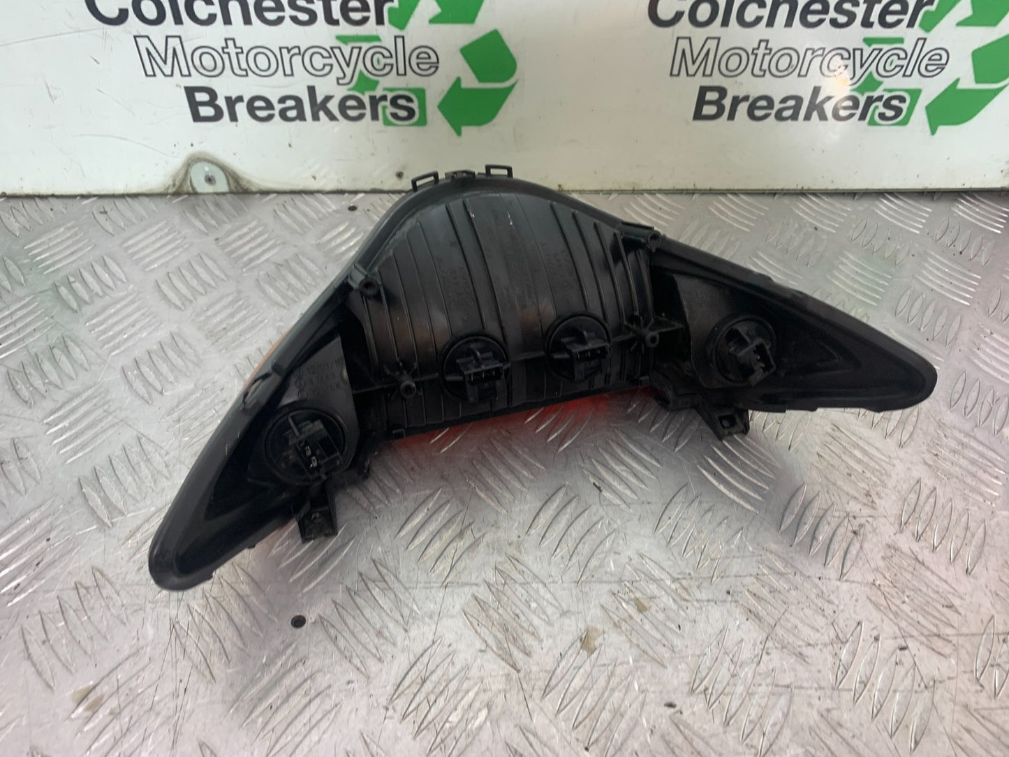 HONDA VFR800 PRE V-TEC REAR LIGHT  YEAR 1998-2001 (CMB1233)