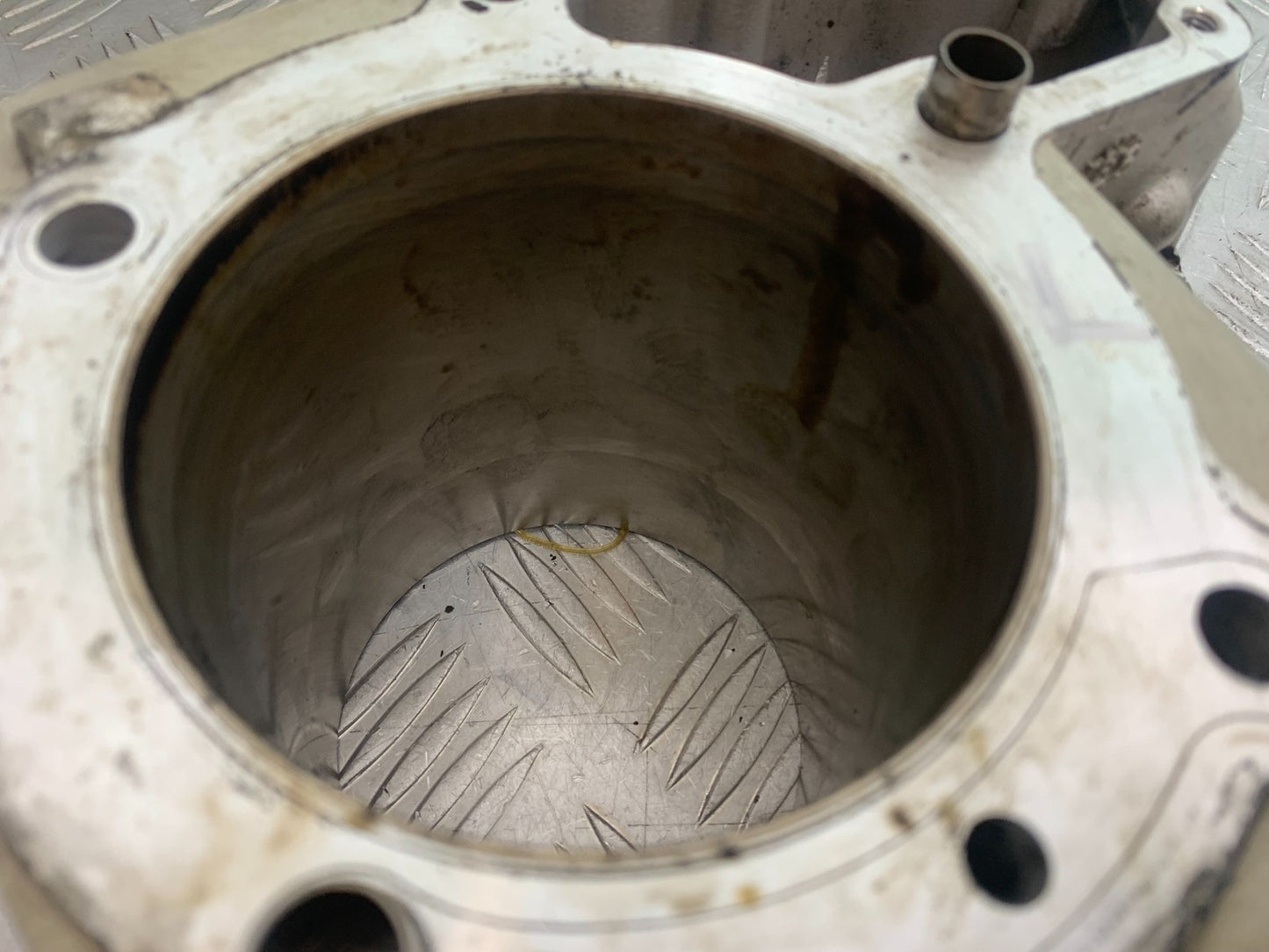 BMW R1100 RT R 1100 RT LEFT BARREL AND PISTON  YEAR 1996-2001 (CMB1095)