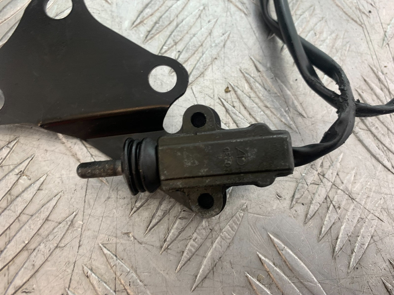 TRIUMPH 1050 SPEED TRIPLE SIDE STAND SWITCH  YEAR 2005-2007 (CMB1322)