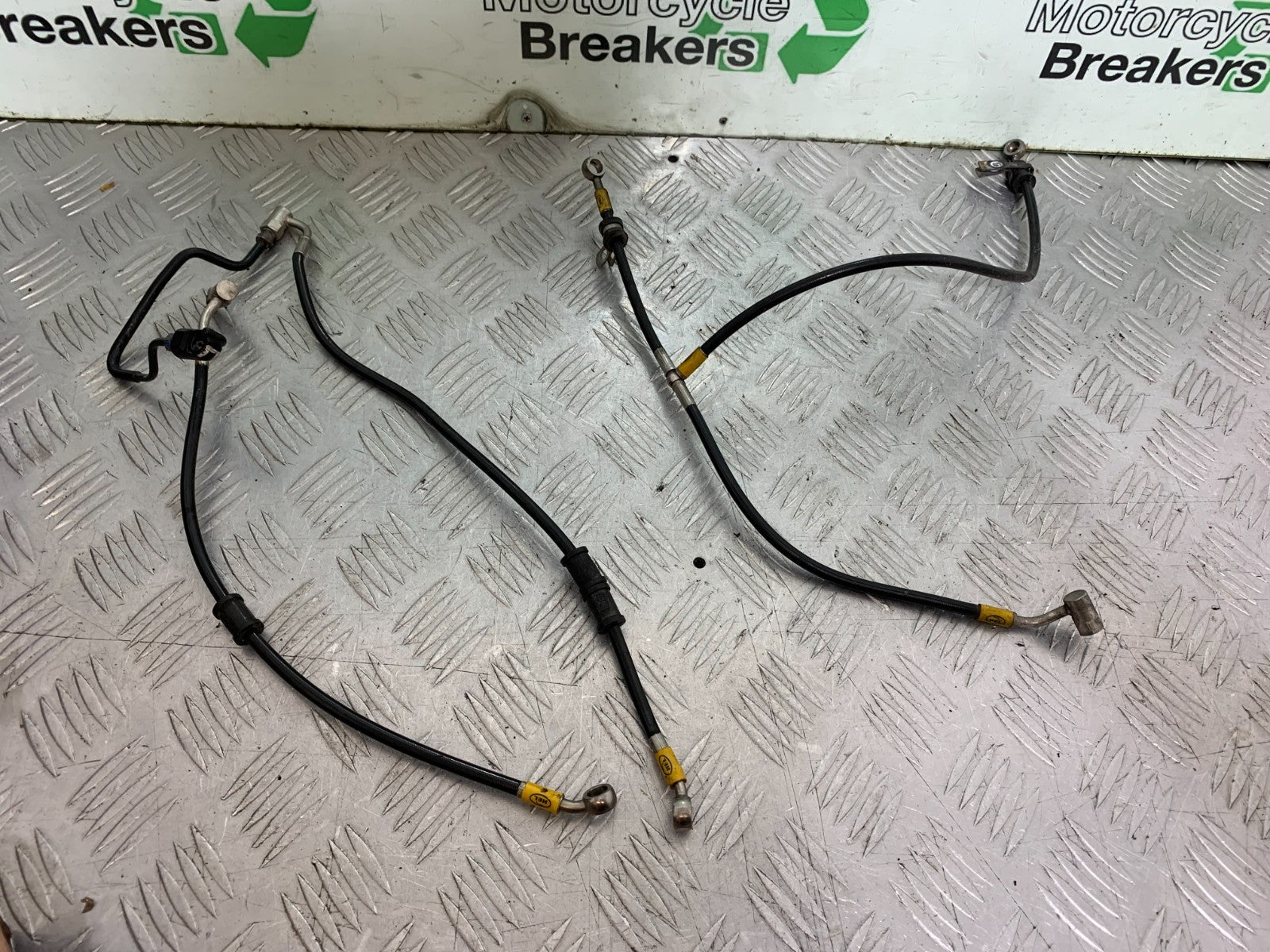 HONDA CBR1000 RR BRAIDED BRAKE LINES  YEAR 2008-2011 (CMB1330)