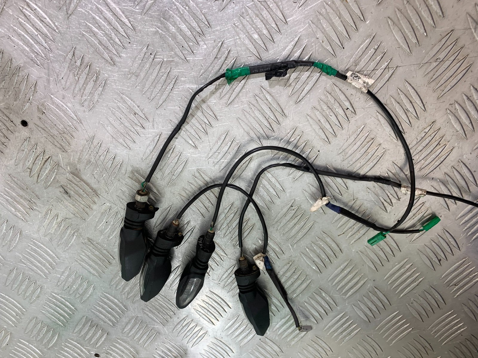 KTM 125 DUKE FRONT AND REAR INDICATORS   YEAR 2018-2023 (CMB1185)