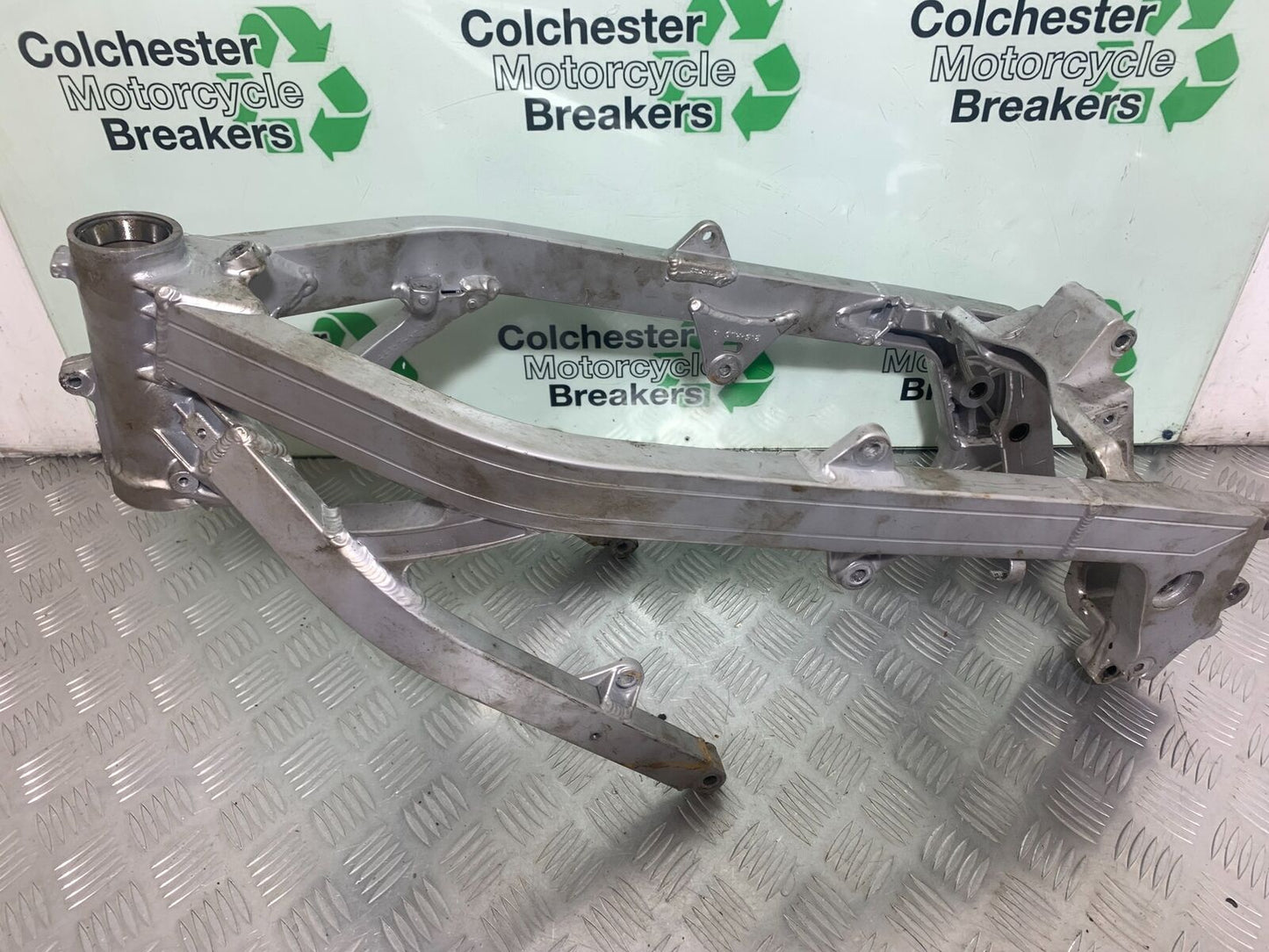 HONDA VFR400 VFR 400 NC21 FRAME AND REG   YEAR 1986-87 (CMB1043)