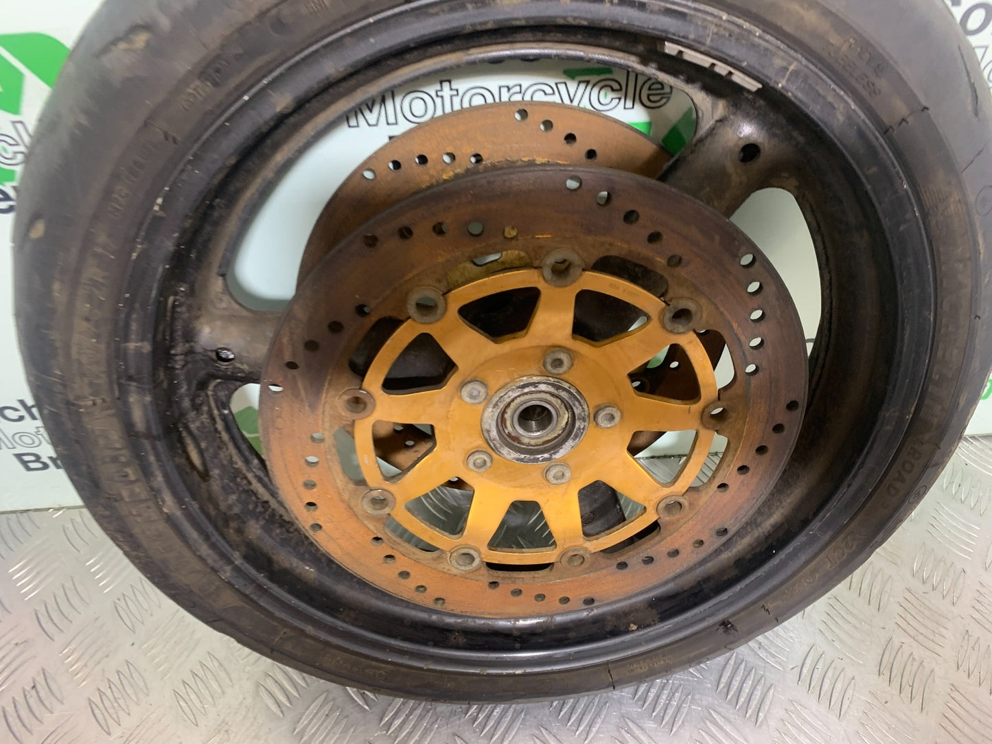 SUZUKI GSF1200  GSF 1200 BANDIT FRONT WHEEL   YEAR 1997-2000 (CMB1149)