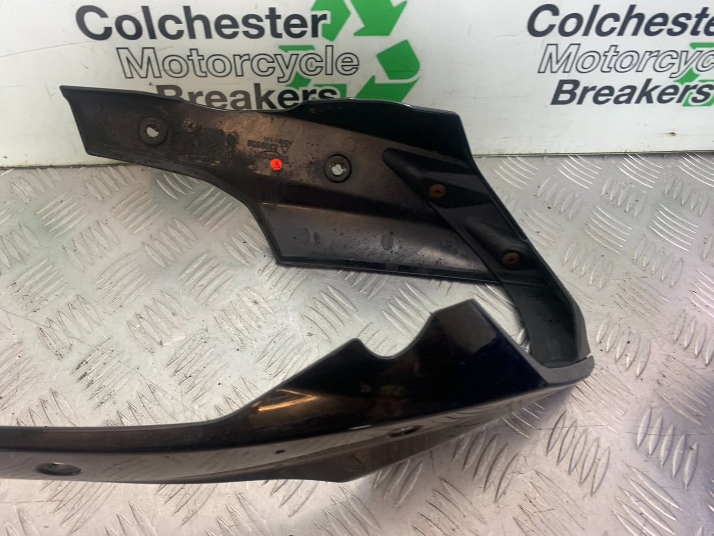 TRIUMPH 675 STREET TRIPLE BELLYPAN   2013-2016 (CMB1186)