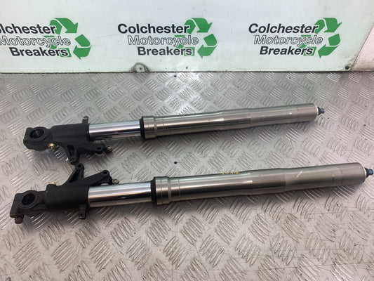 HONDA CBR 929 RRY FIREBLADE FORKS YEAR 2000-01 (CMB1094)
