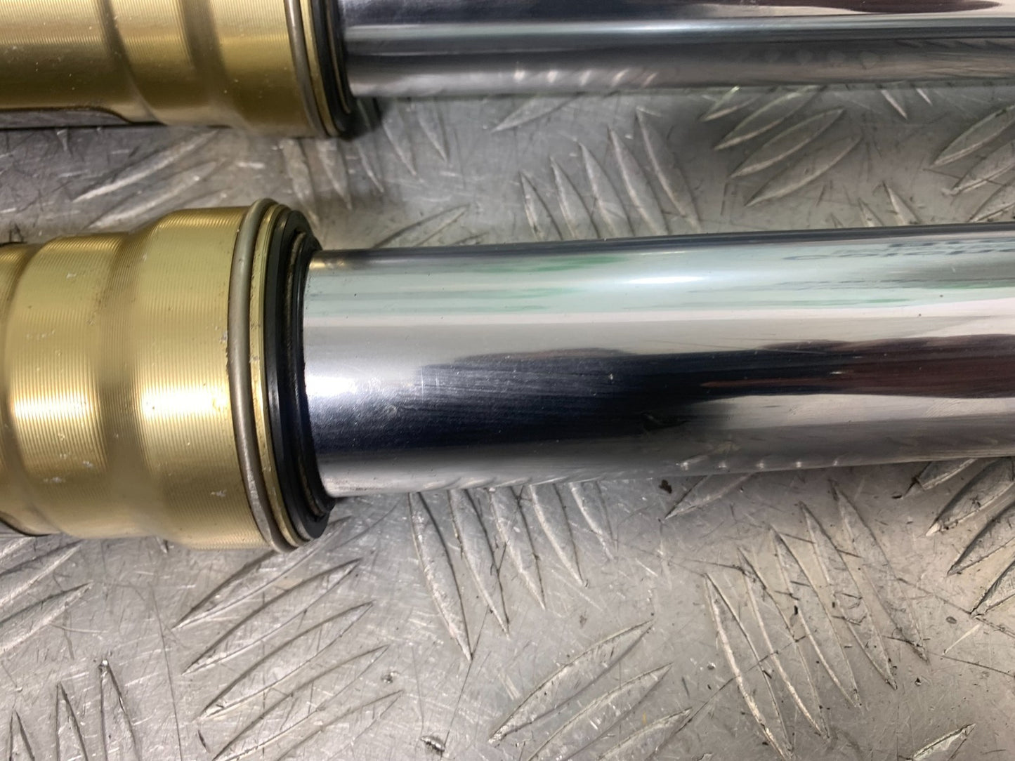 KAWASAKI KXF250 KXF 250 FORKS YEAR 2006-2008 (CMB1309)