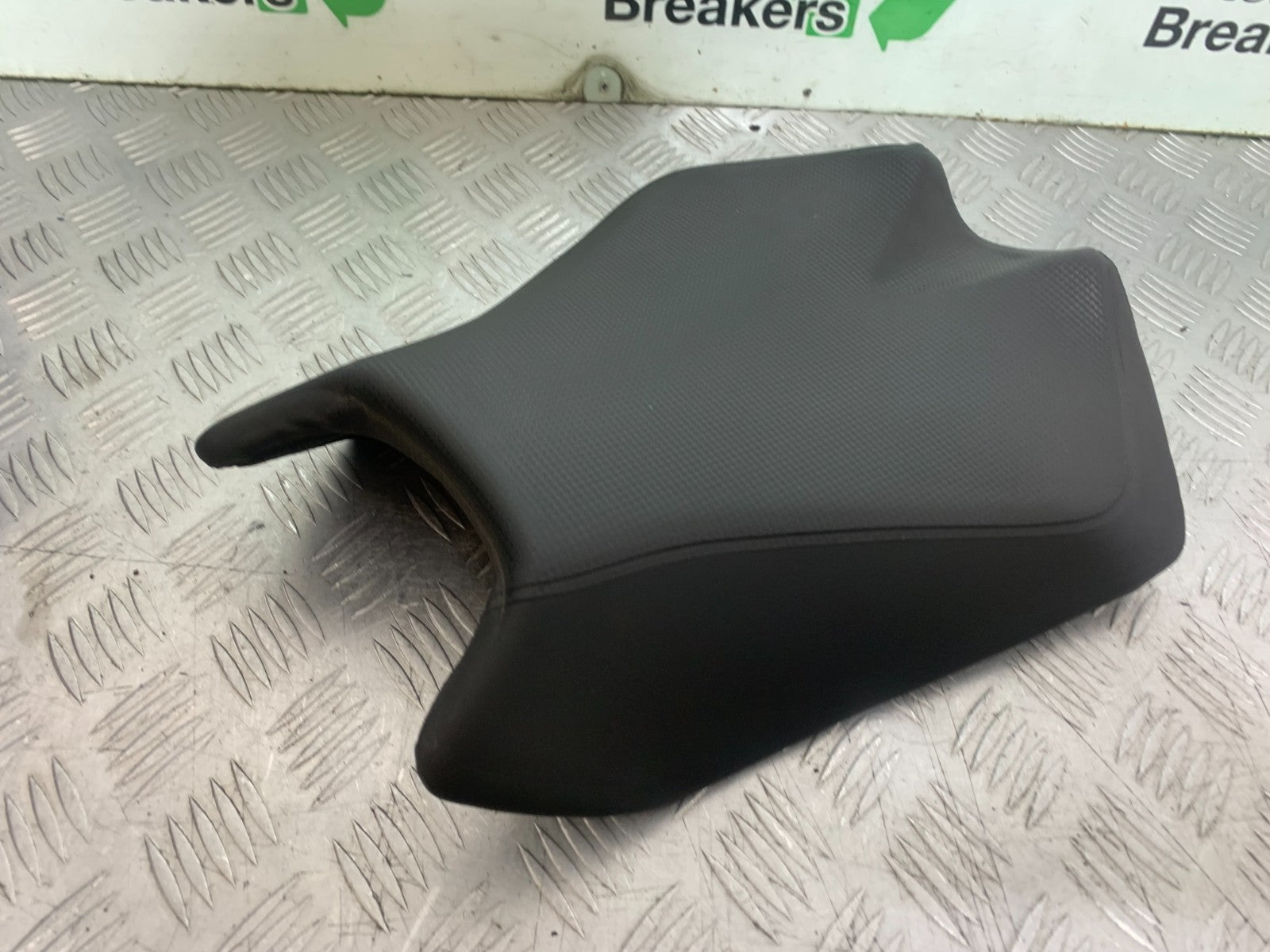 APRILIA TUONO 1000 V4R FRONT SEAT   YEAR 2011-13  (CMB1331)