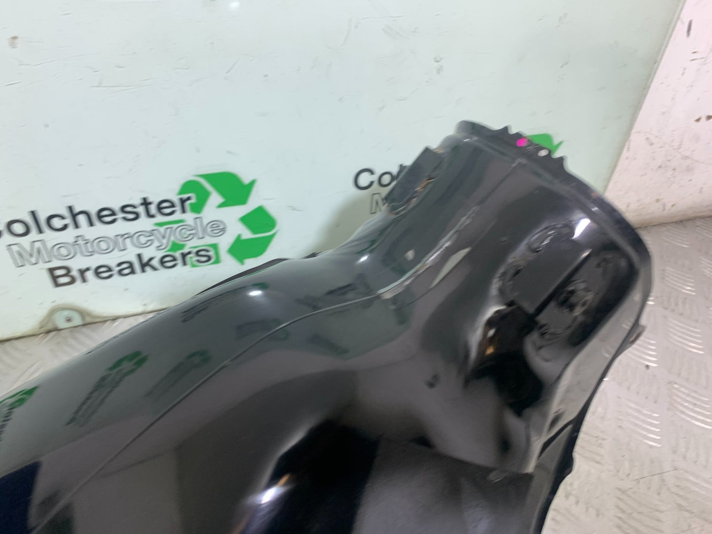 HONDA CBR1000 rr FIREBLADE PETROL TANK  2012-2016 (CMB1280)