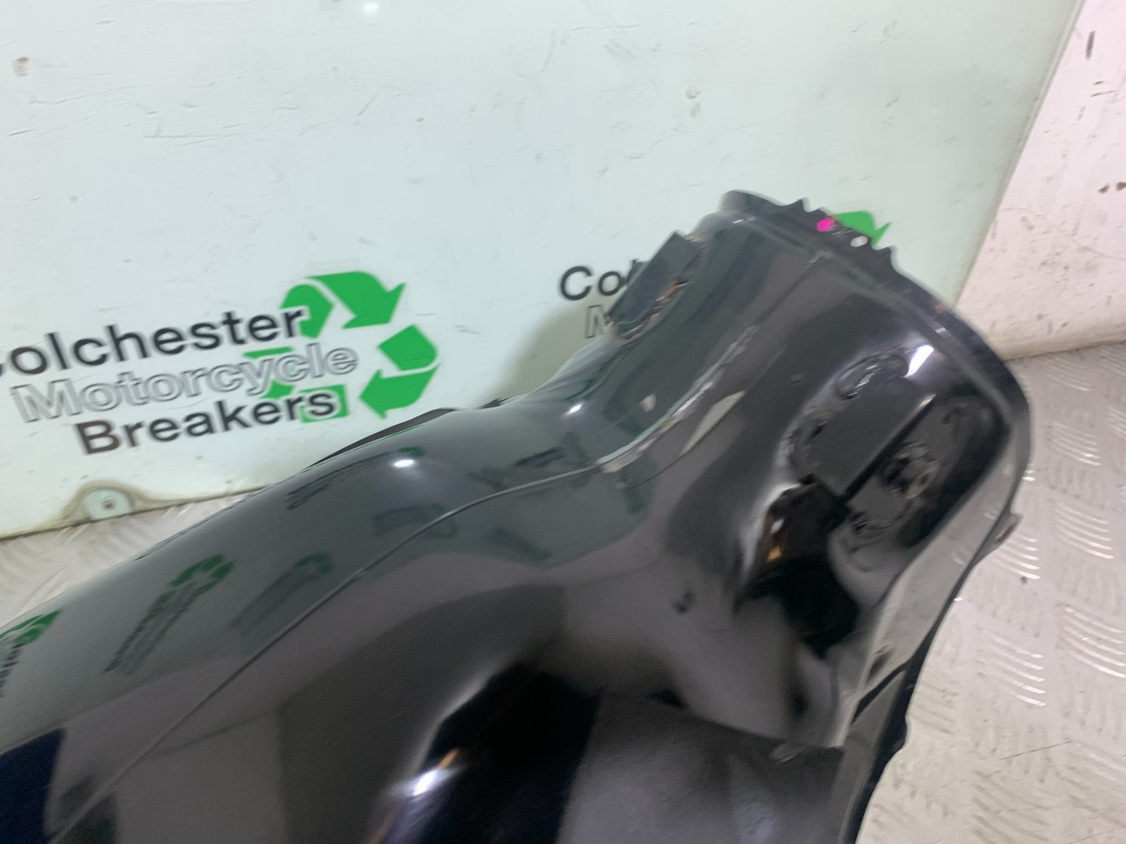 HONDA CBR1000 rr FIREBLADE PETROL TANK  2012-2016 (CMB1280)