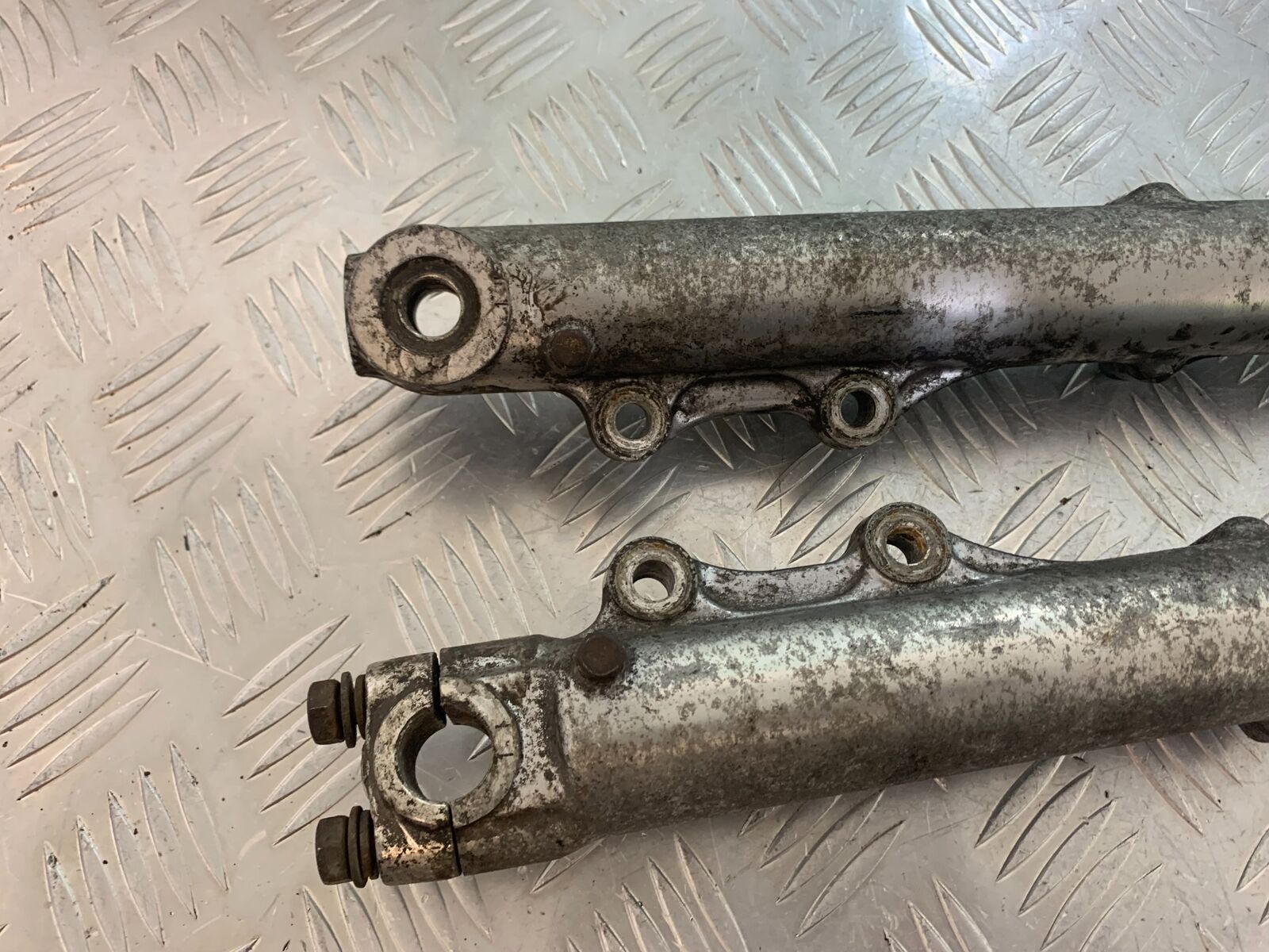 HONDA CX500 CX 500 FORKS  YEAR 1980 (CMB1131)