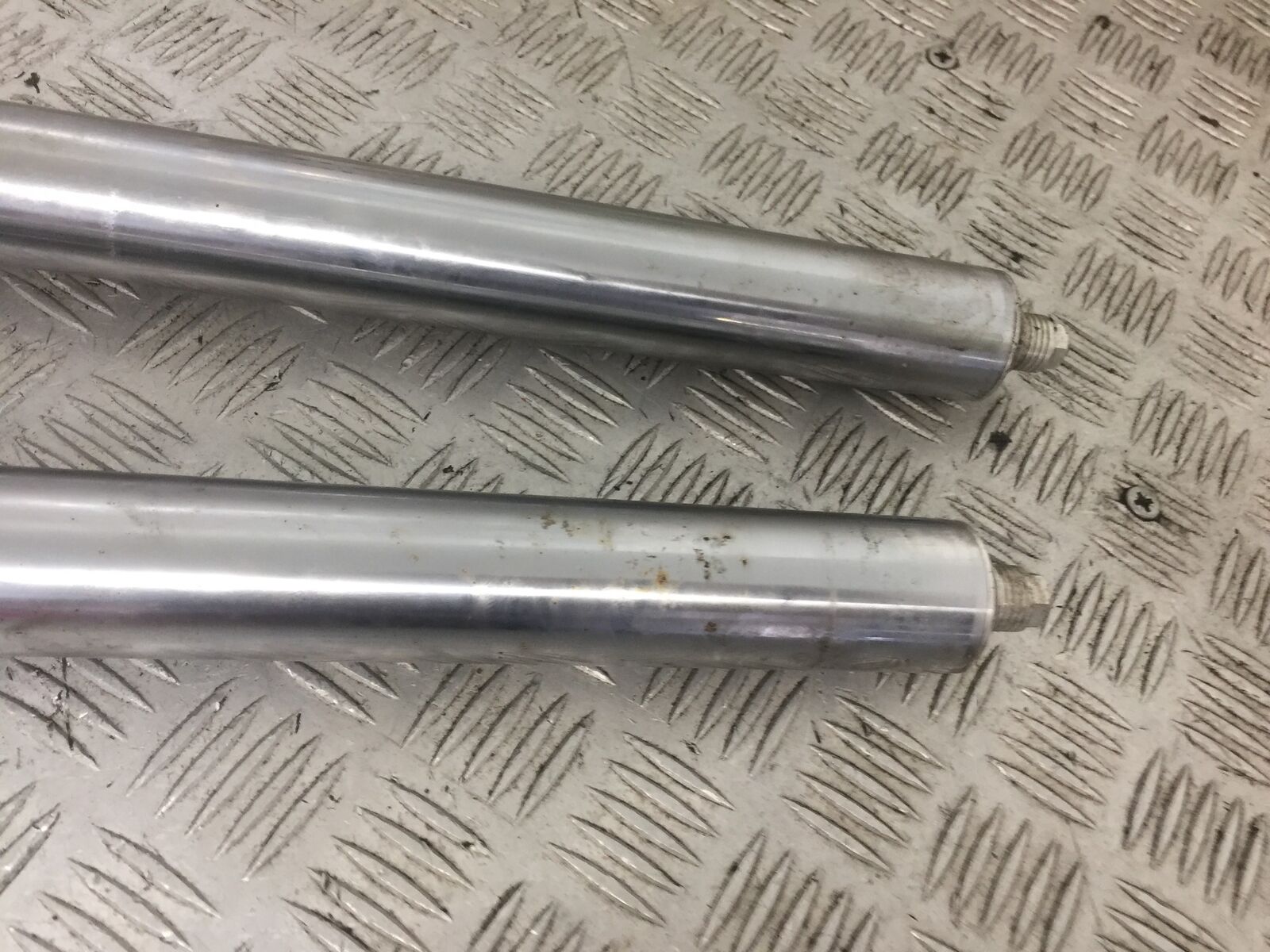 KAWASAKI ZZR600 ZZR 600 E FORKS  YEAR 1994-05 (STOCK 876)