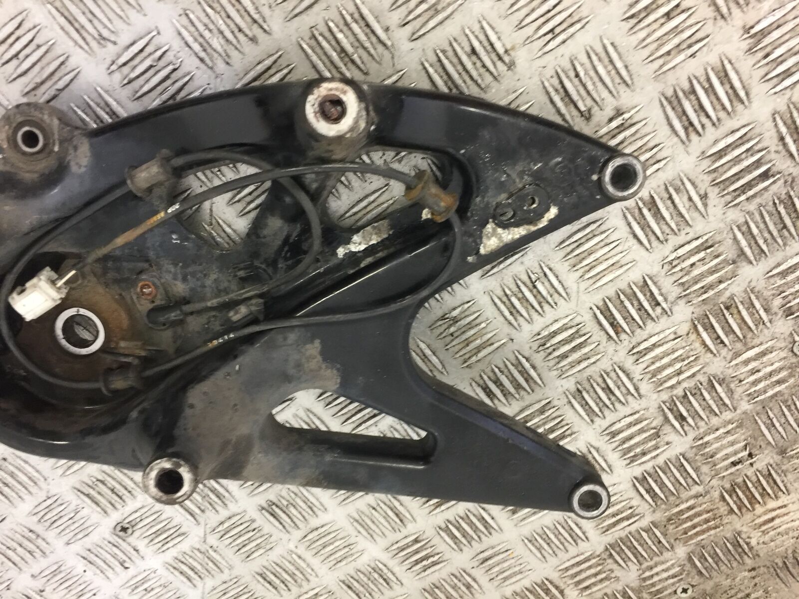 YAMAHA NMAX125 NMAX 125 EXHAUST BRACKET  YEAR 2017 (STOCK 598)