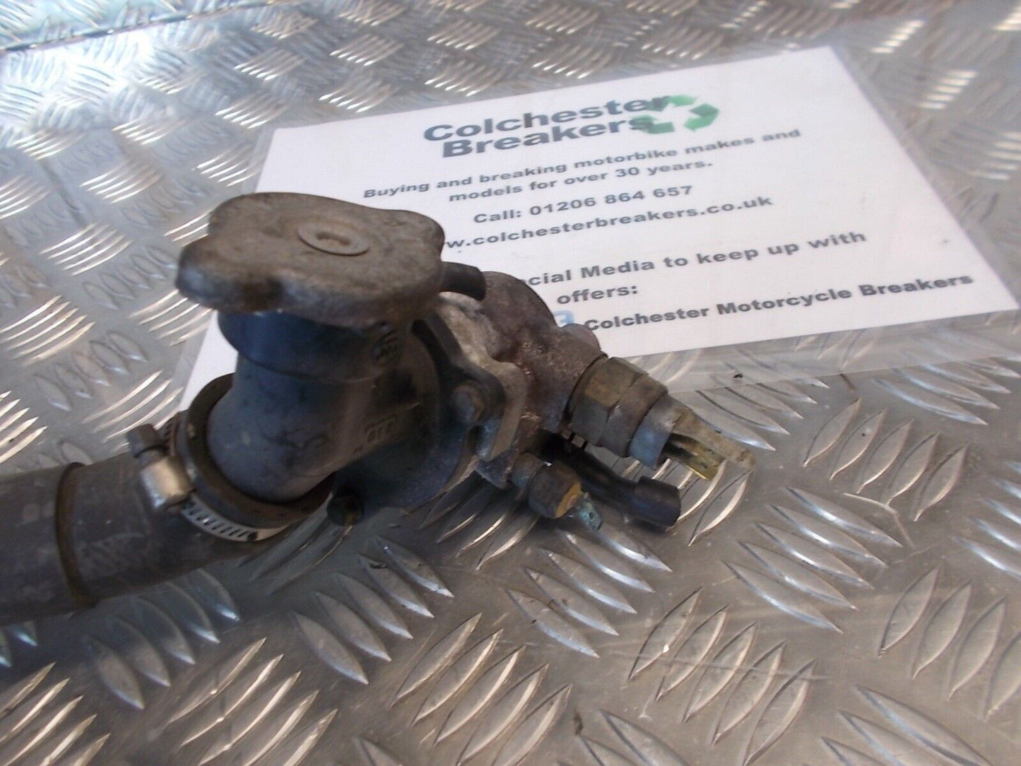 YAMAHA FAZER600 FAZER 600 FZS 600 THERMOSTAT  YEAR 1998