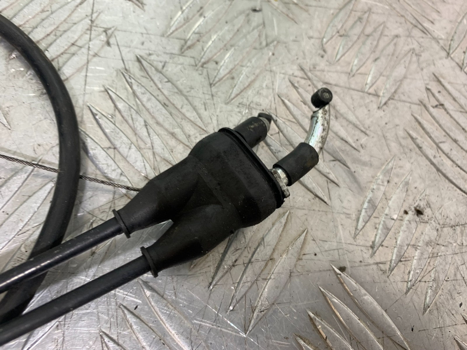 SUZUKI DL1000 V-STROM THROTTLE CABLES YEAR 2014-2019 (CMB1325)