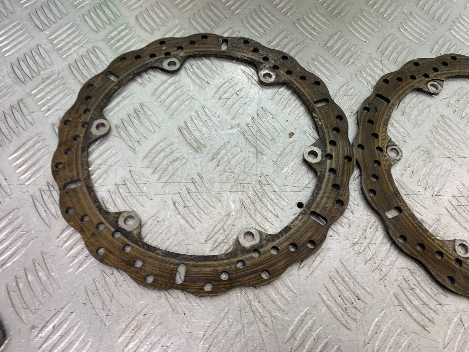 HONDA CB650F CB 650 FA-E FRONT BRAKE DISCS  YEAR 2014-2017 (CMB1226)