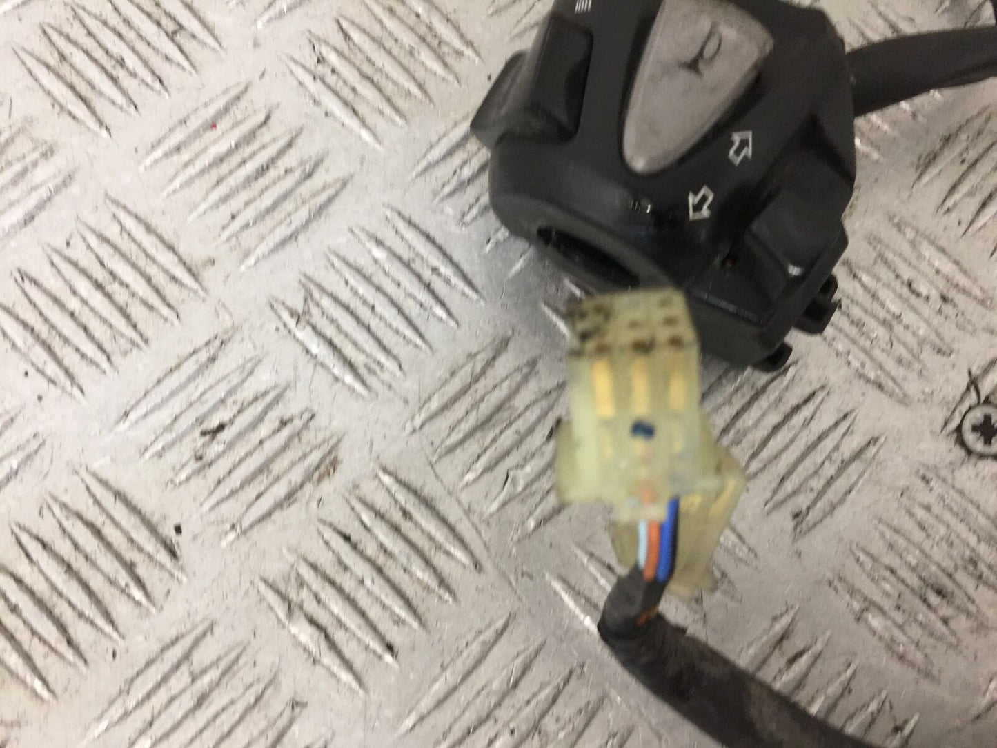 HONDA CB125 F CB 125 F LEFT SWITCH GEAR YEAR 2015-2020  (STOCK 866)