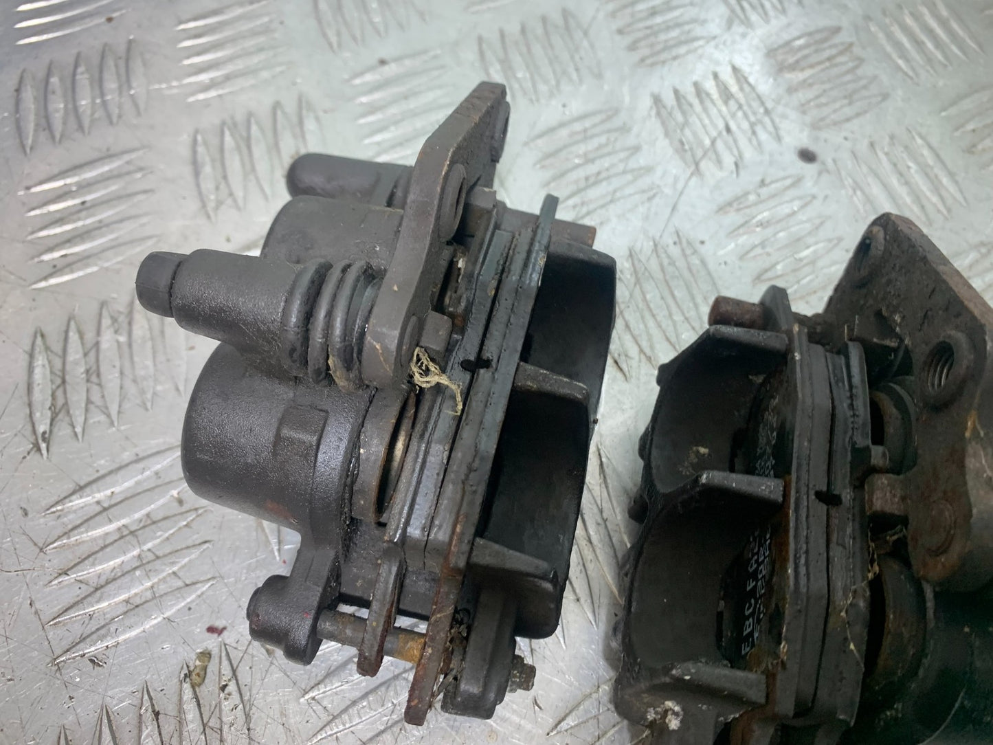 KAWASAKI ER6 F ER6F FRONT CALIPERS (SOLD AS PARTS) YEAR 2005-2008 (CMB1277)