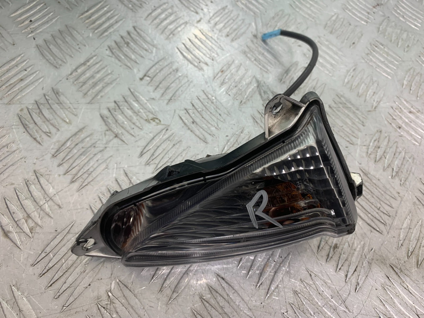 HONDA NT 700 V DEAUVILLE RIGHT INDICATOR  YEAR 2006-2010 (CMB1298)
