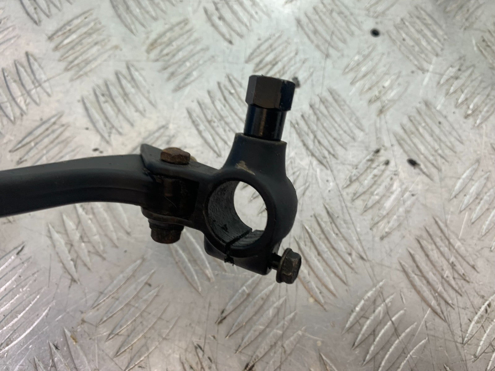 HONDA CG125 CG 125 CLUTCH LEVER AND BRACKET YEAR 1998-2000 (CMB1282)