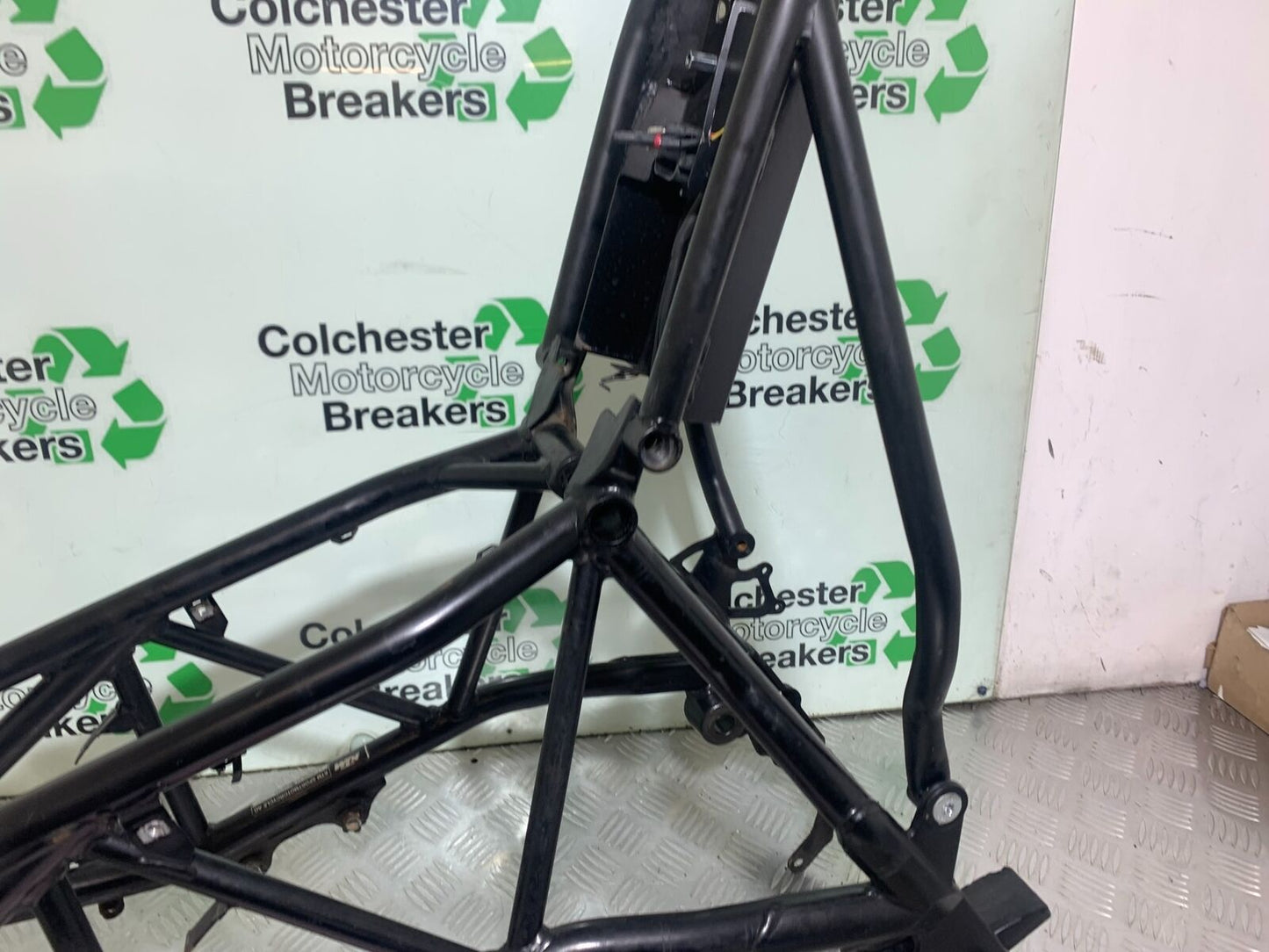 KTM 990 SUPERMOTO T FRAME WITH LOG BOOK  YEAR 2010-2011  (CMB1127)