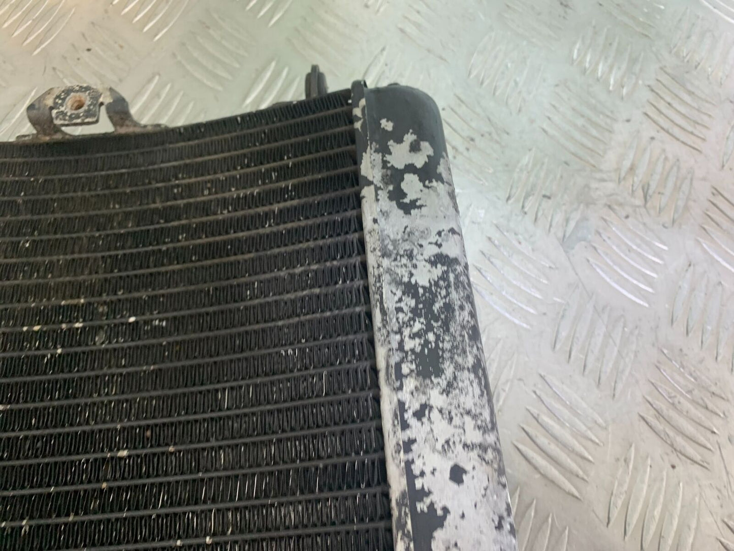 KTM 990 SUPERMOTO T RADIATOR   YEAR 2010-2011  (CMB1127)