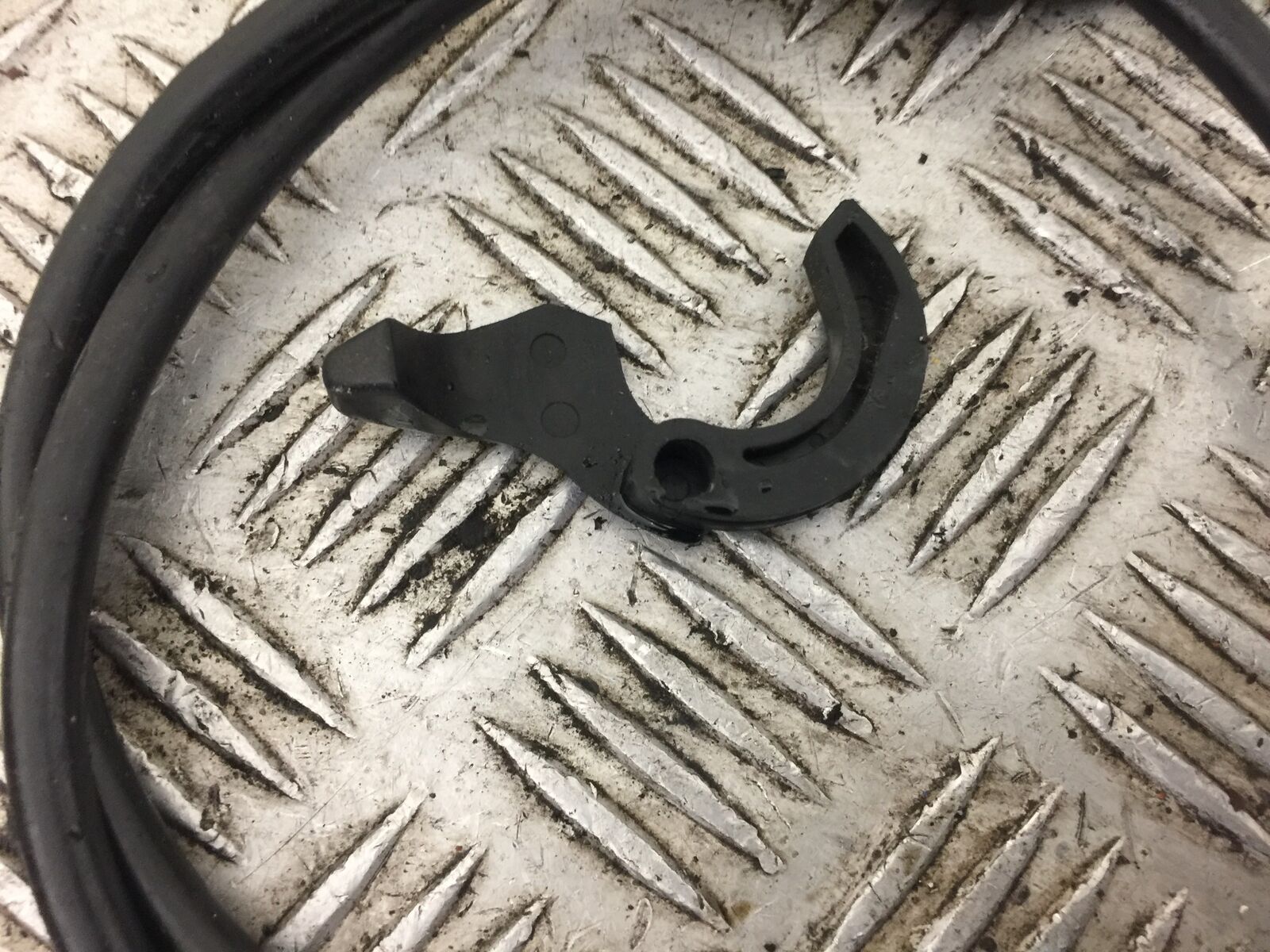 SUZUKI GSF600 GSF 600 BANDIT CHOKE CABLE YEAR 2002 STOCK 443