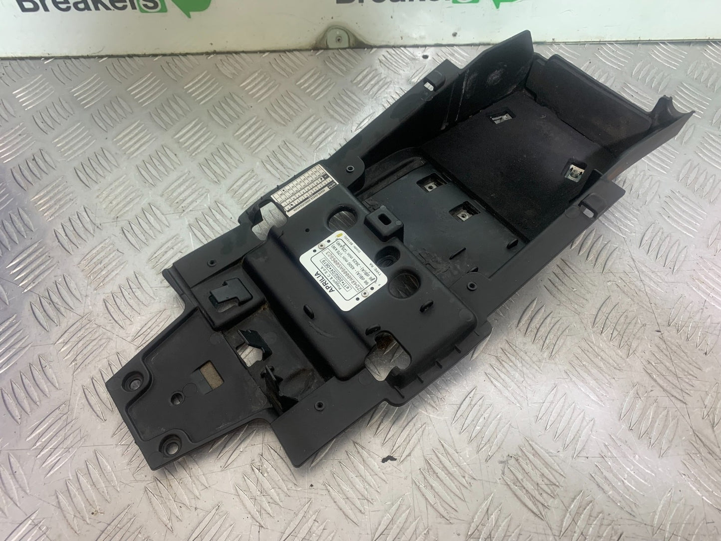APRILIA SL750 SL 750 SHIVER UNDERTRAY  YEAR 2008-2016 (CMB1242)