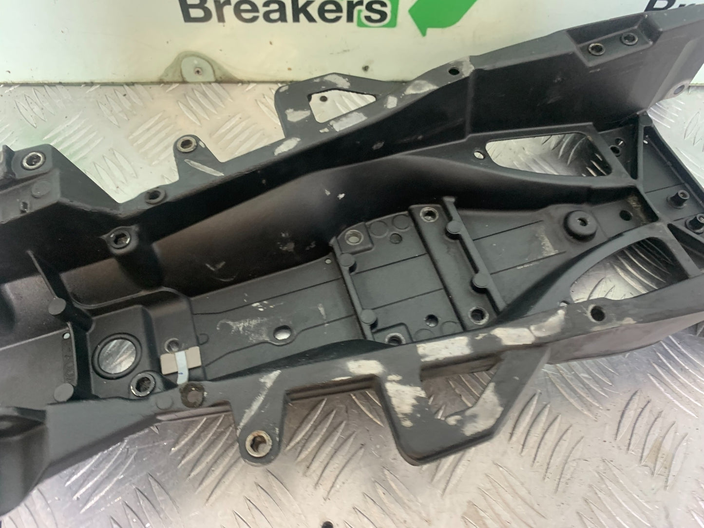 YAMAHA YZF R1 REAR SUBFRAME YEAR 2004-2006 (CMB1155)