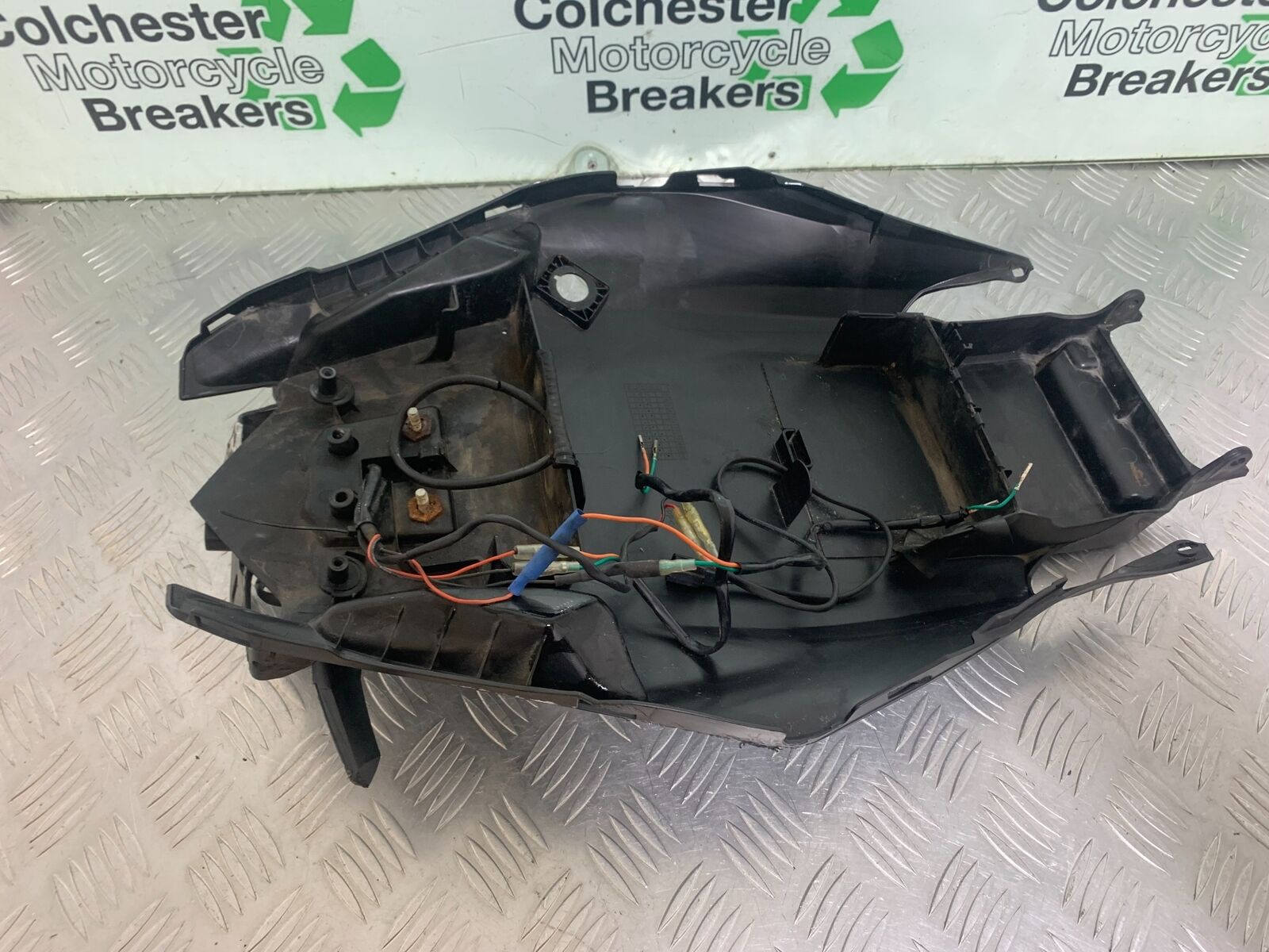 KAWASAKI Z800 Z 800 UNDERTRAY YEAR 2013-2017 (CMB1059)