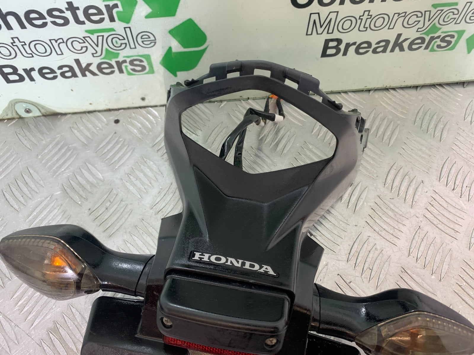 HONDA CBR500R CBR 500 R REAR MUDGUARD & INDICATORS  YEAR 2012-16 (CMB1151)