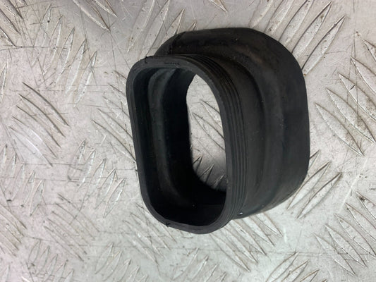 SUZUKI GSXR600 GSXR 600 SRAD 1 X AIR TUBE RUBBER  YEAR 1997-2000 (CMB1276)