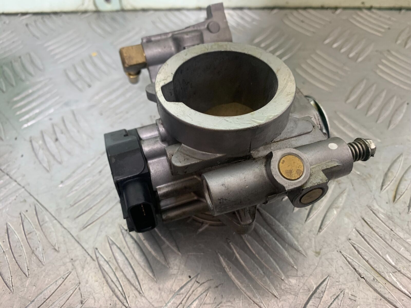 HUSQVARNA TE630 TE 630 THROTTLE BODY   YEAR 2010-11 (CMB1120)