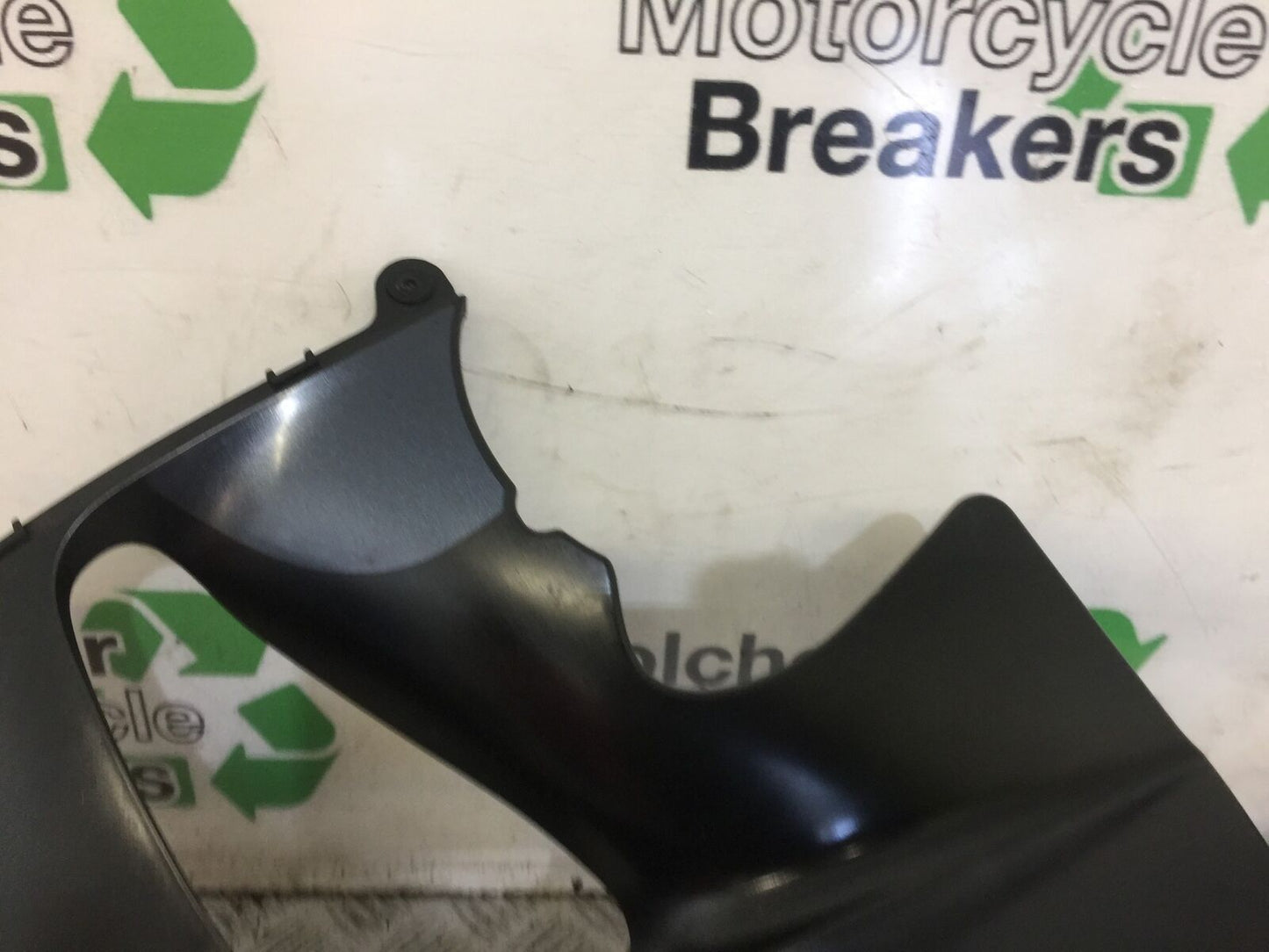 HONDA CBR929 FIREBLADE LEFT BELLYPAN YEAR 2000-01  (STOCK 683)