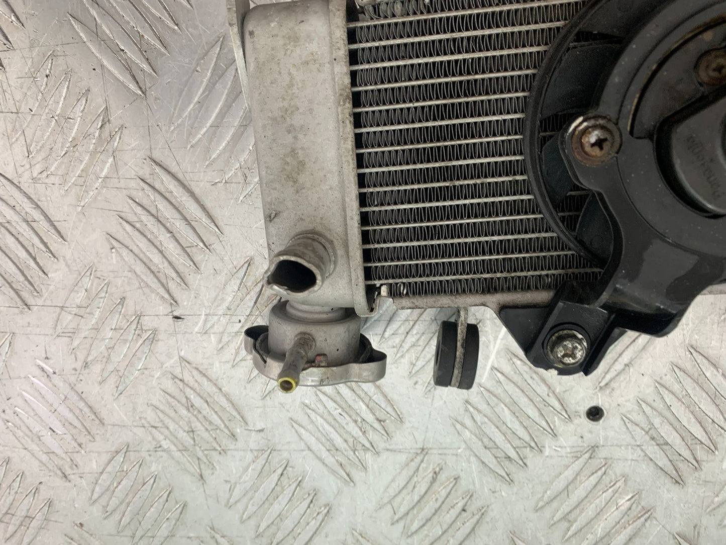 YAMAHA YZF-R125 YZF 125 RADIATOR AND FAN   YEAR 2019-2022 (CMB1263)
