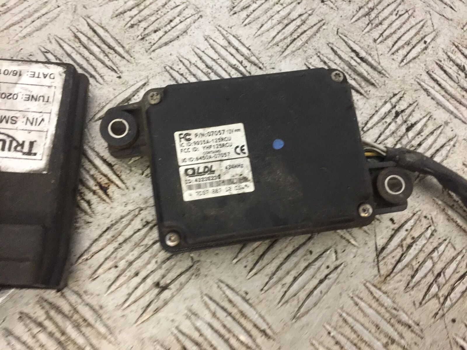 TRIUMPH TROPHY 1215 SE  ECU LOCKS KEY  2012-2017 (STOCK 740)