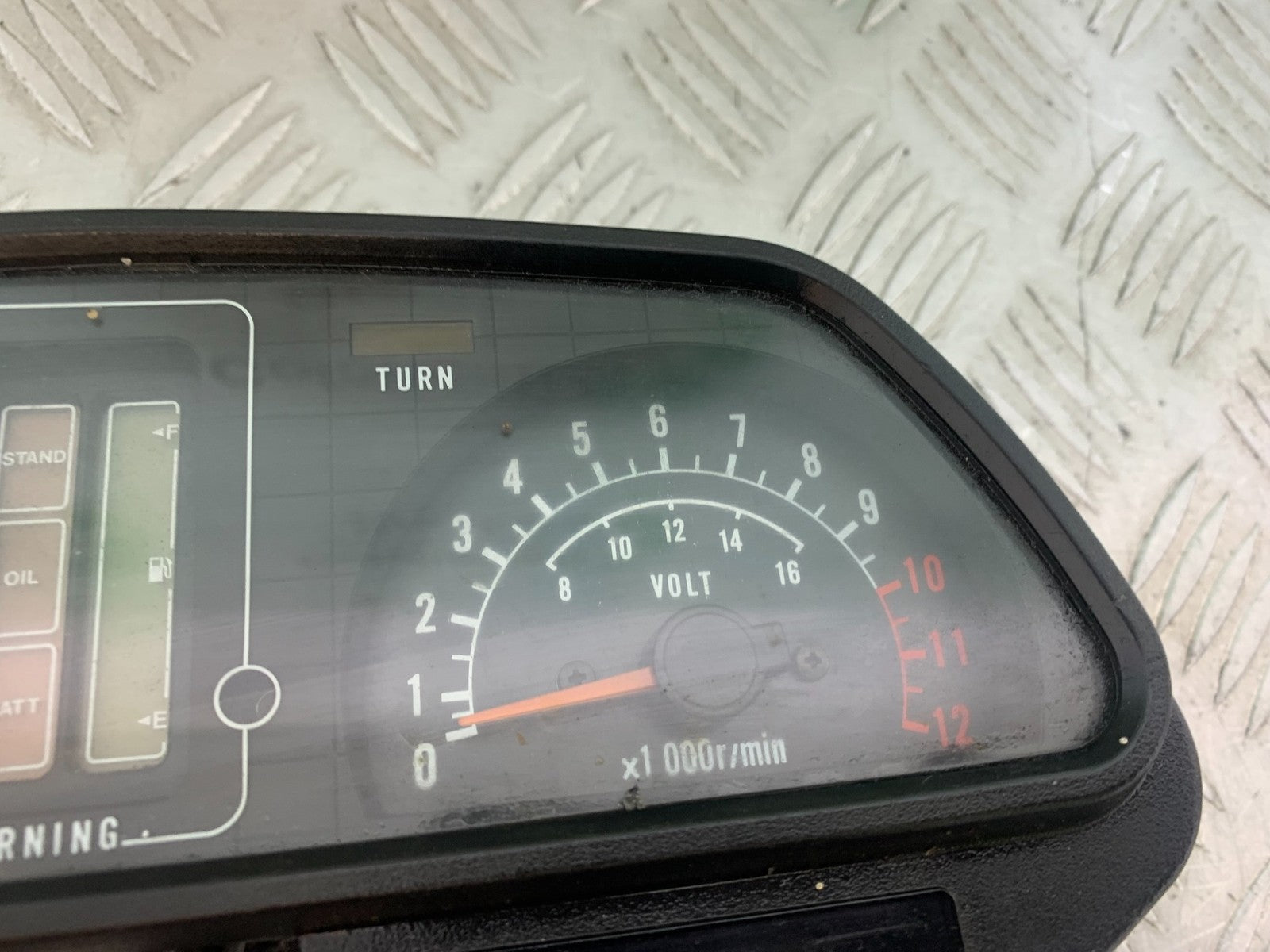 KAWASAKI GT550 GT 550 CLOCKS SPEEDO DASH   YEAR 1989-1994