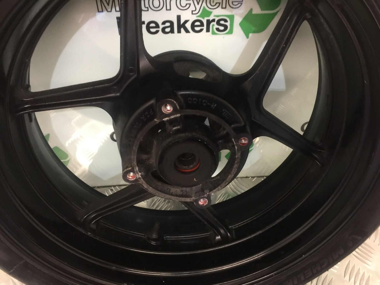 KAWASAKI Z1000 SX REAR WHEEL   YEAR 2011-13 (STOCK 911)