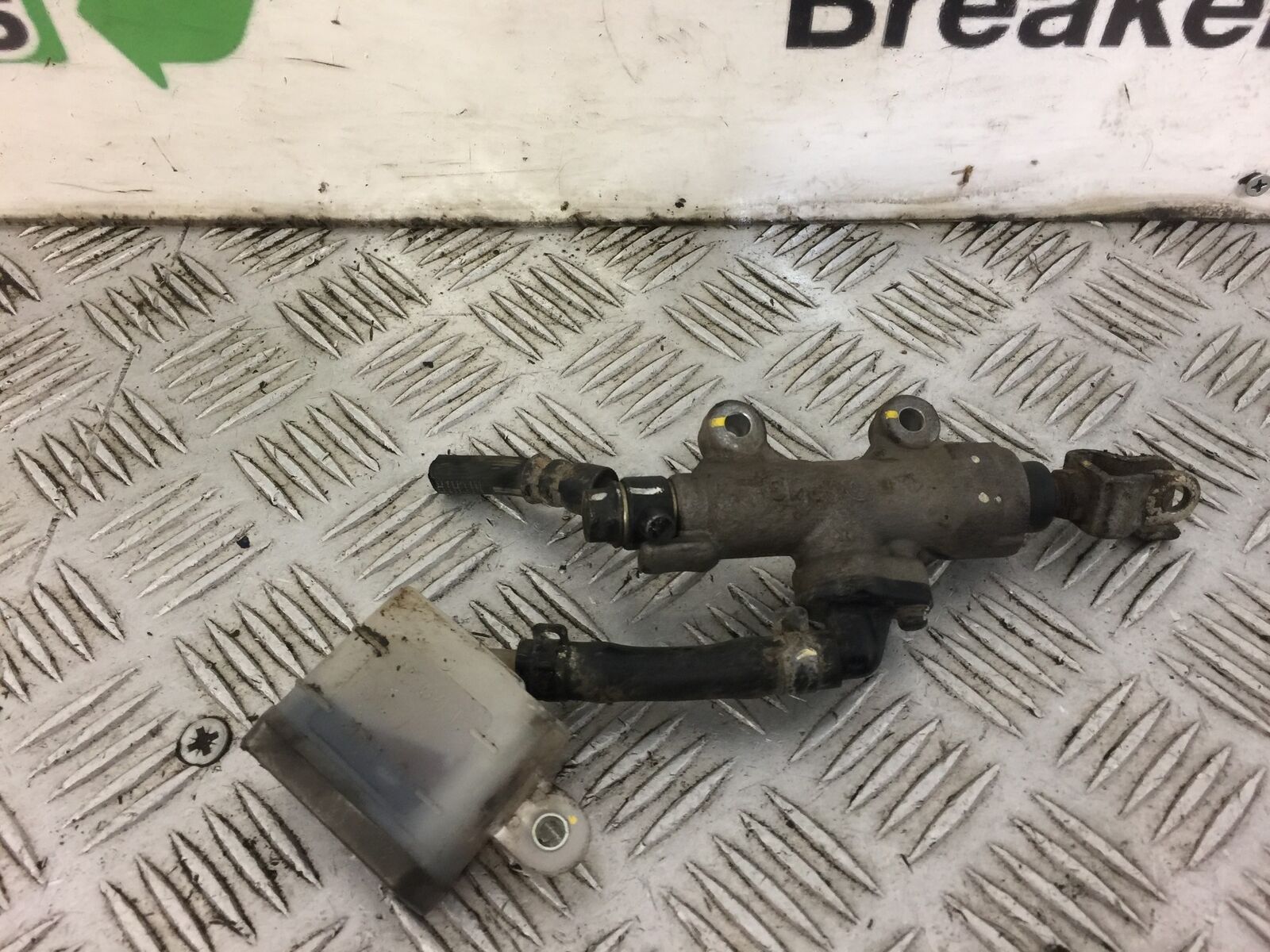 HONDA CBR125 CBR 125 REAR MASTER CYLINDER  YEAR 2011-2017 (STOCK 501)