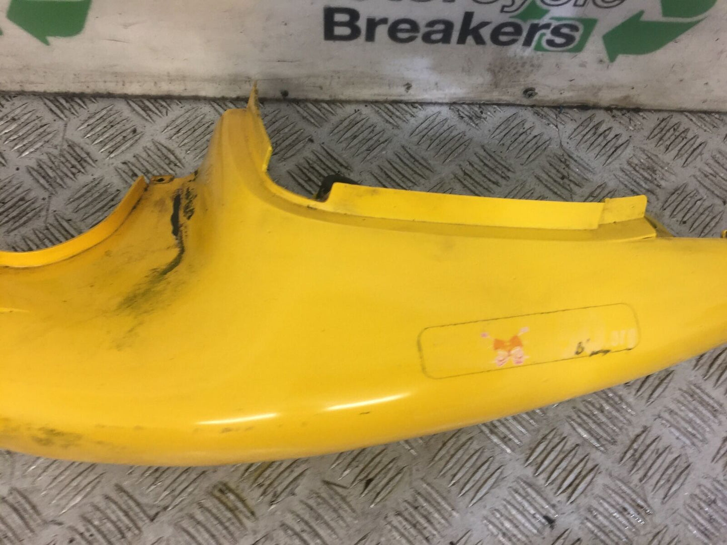SUZUKI SV650 SV 650 LEFT SEAT PANEL  YEAR 1999 (STOCK 681)
